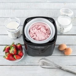 Creamberry Eiscremebereiter Flaschenkühler Frozen Yogurt Maschine 1,5l 11 Creamberry Eiscremebereiter Flaschenkühler Frozen Yogurt Maschine 1,5l -Klarstein 10028924 yy 0005 ambient Klarstein Creamberry Eisbereiter reedit