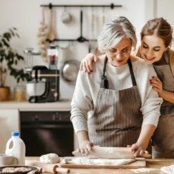 Lucia Elegance Küchenmaschine Mixer Fleischwolf 2000W BPA-frei -Klarstein 10035639 yy 0002 logo